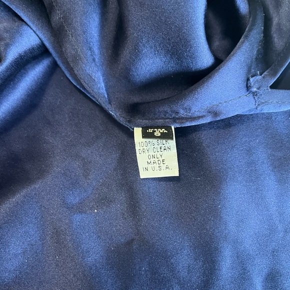 Ann Yee | Silk Top - Picture 10 of 10